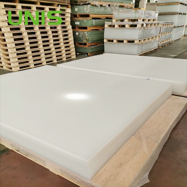 Acrylic vs. Glass: Which is Better for Your Project?
