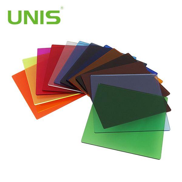 Exploring the Durability and Versatility of Acrylic Sheets for Outdoor Applications